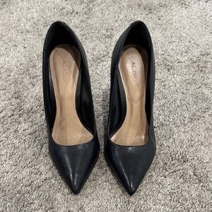 Aldo Black Pointed-Toe Leather Pumps